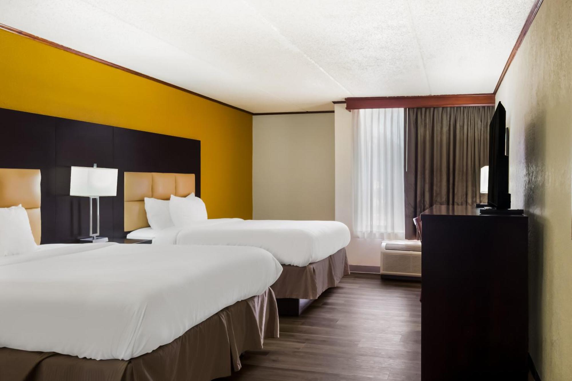Clarion Pointe Lake Jackson - Clute Экстерьер фото