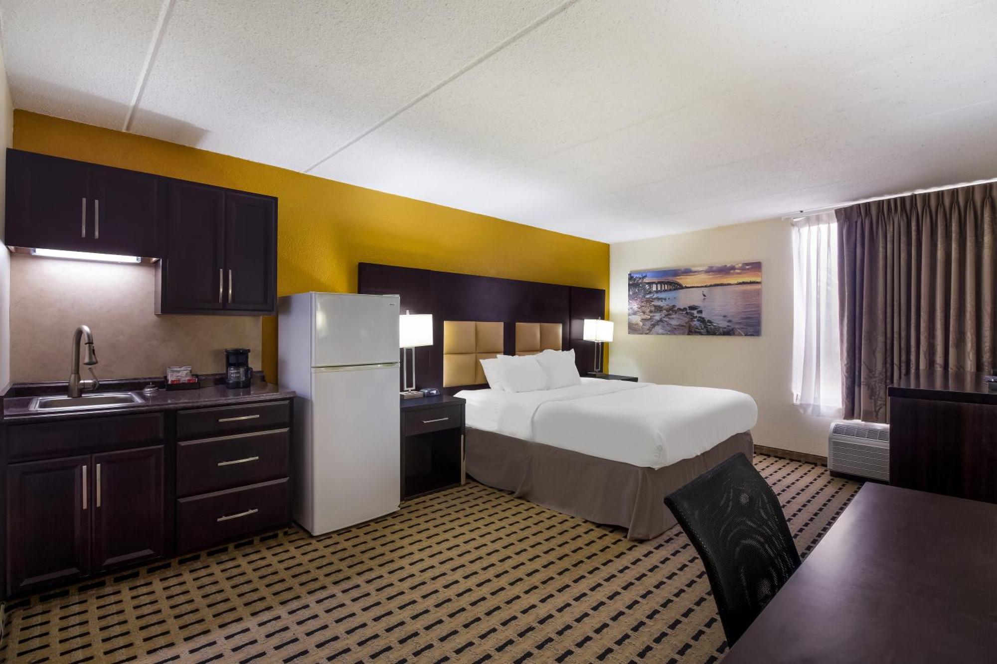 Clarion Pointe Lake Jackson - Clute Экстерьер фото