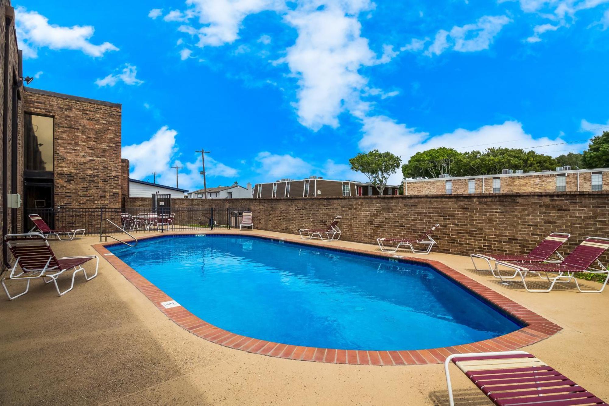 Clarion Pointe Lake Jackson - Clute Экстерьер фото