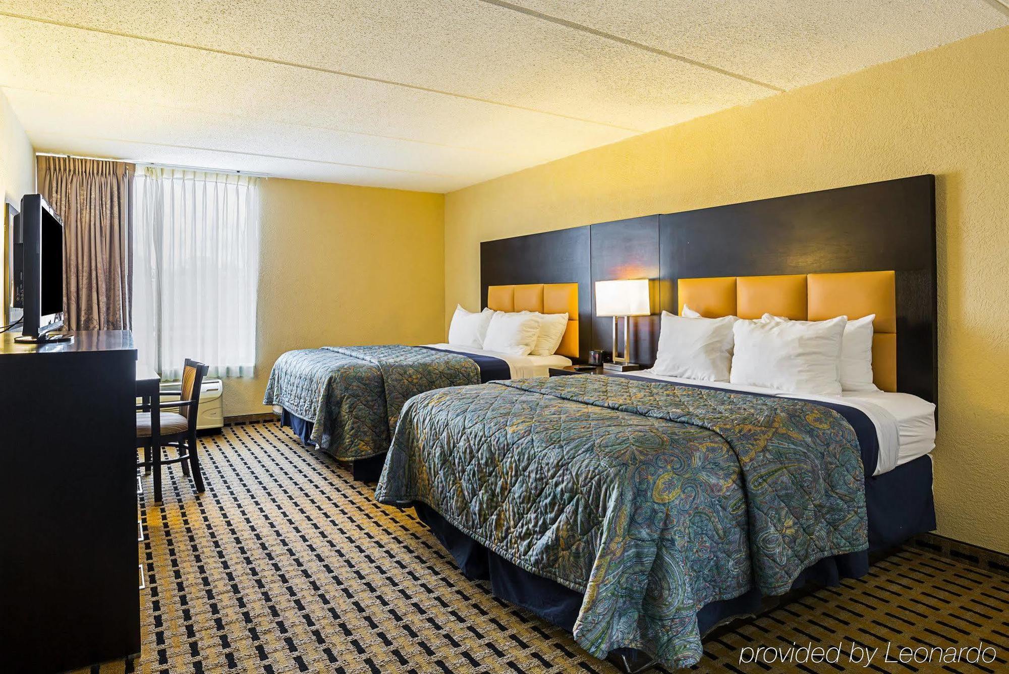 Clarion Pointe Lake Jackson - Clute Экстерьер фото