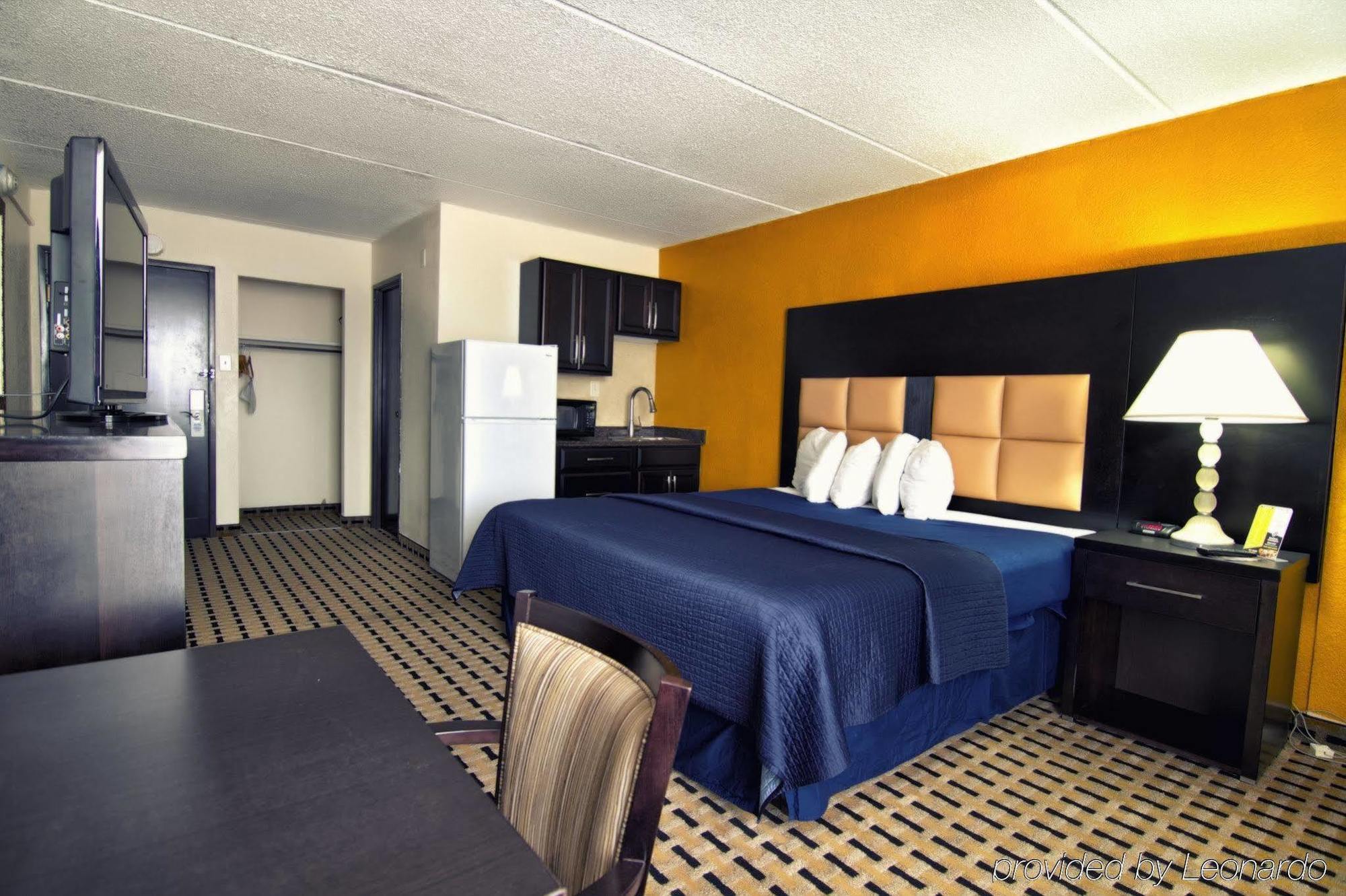 Clarion Pointe Lake Jackson - Clute Экстерьер фото